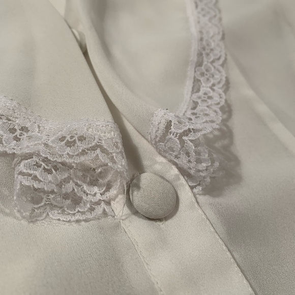 Lace Button Up Blouse - Picture 3 of 9